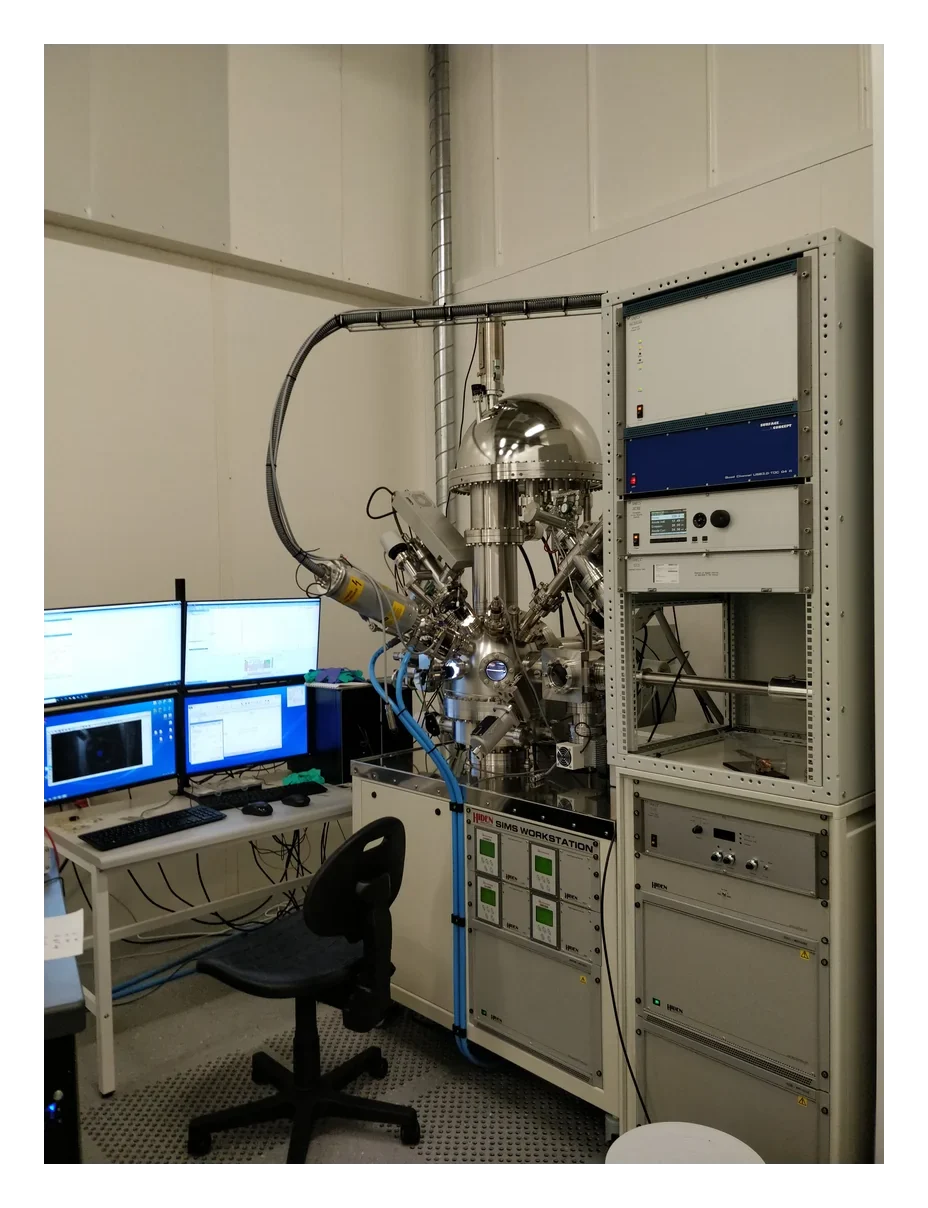 XPS for SIMS de Hiden Analytical · Integración de XPS en una estación SIMS · JEV Instruments